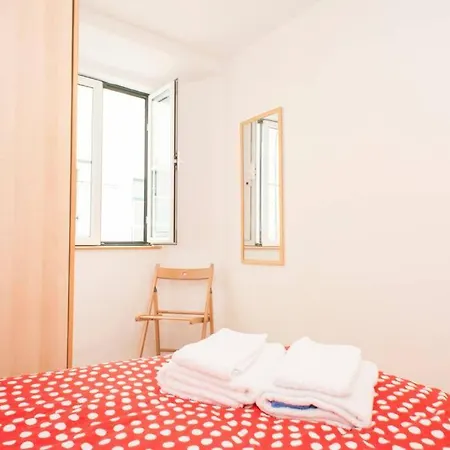 Historic And Charming - Alfama 1-bedroom *