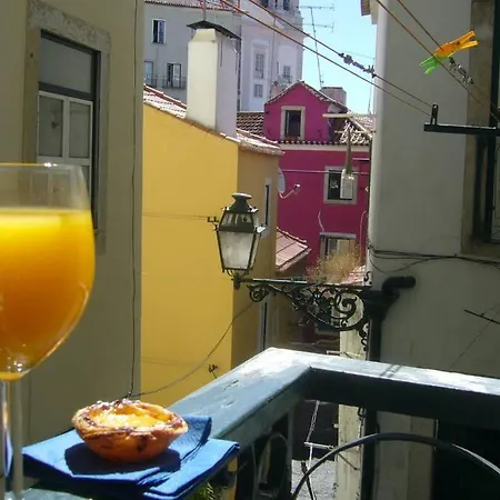 דירה Historic And Charming - Alfama 1-bedroom ליסבון