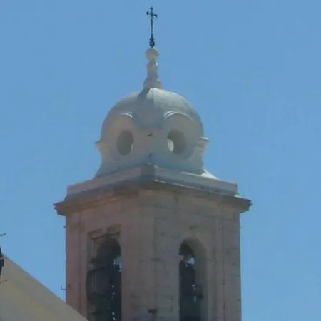 Historic And Charming - Alfama 1-bedroom דירה *