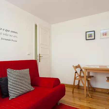 Historic And Charming - Alfama 1-bedroom דירה *