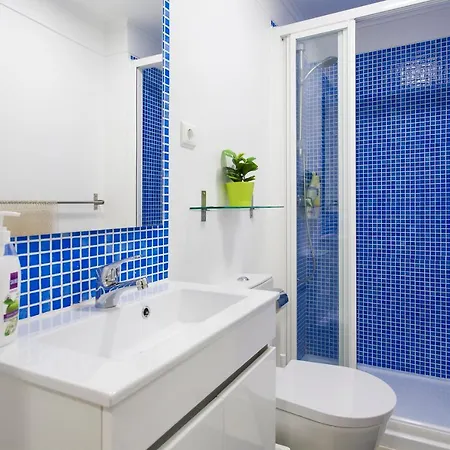 Historic And Charming - Alfama 1-bedroom דירה ליסבון