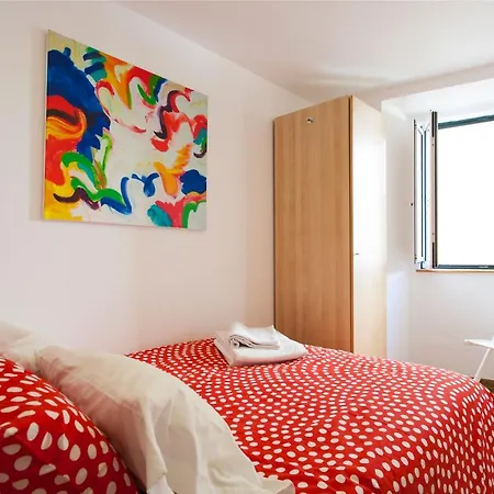 Historic And Charming - Alfama 1-bedroom * ליסבון